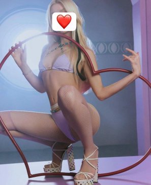 Виола, 22